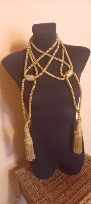 Chwosty,uchwyty do firan grube porządne