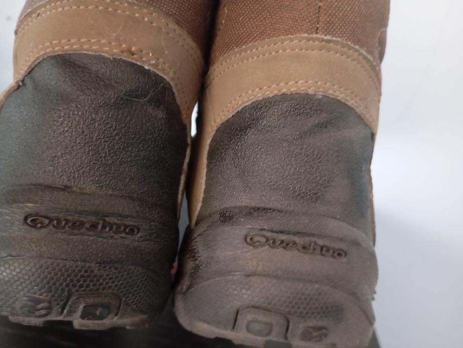 Sapatilha/bota Decathlon