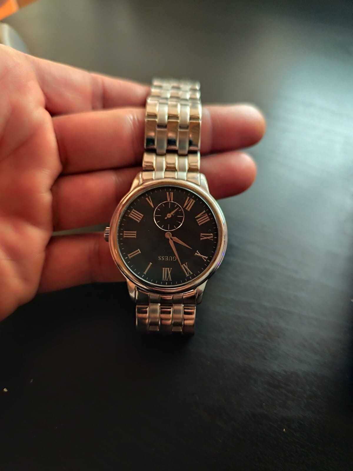Relógio GUESS prata