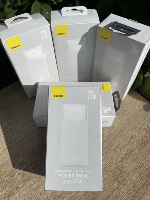 Повербанк Baseus Bipow Digital Display 30000mAh 20W