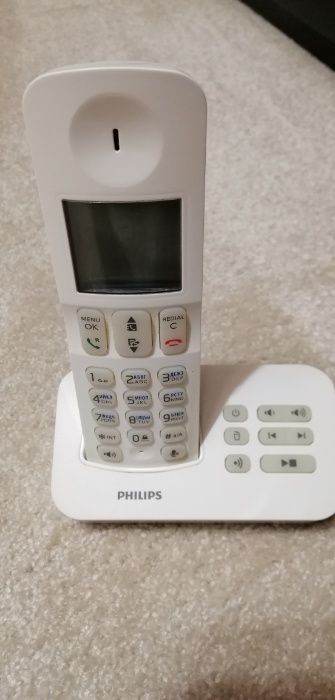 Продаю DECT телефон Philips D405