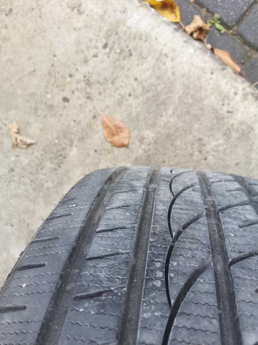 Komplet opon zimowych 225/50/R17