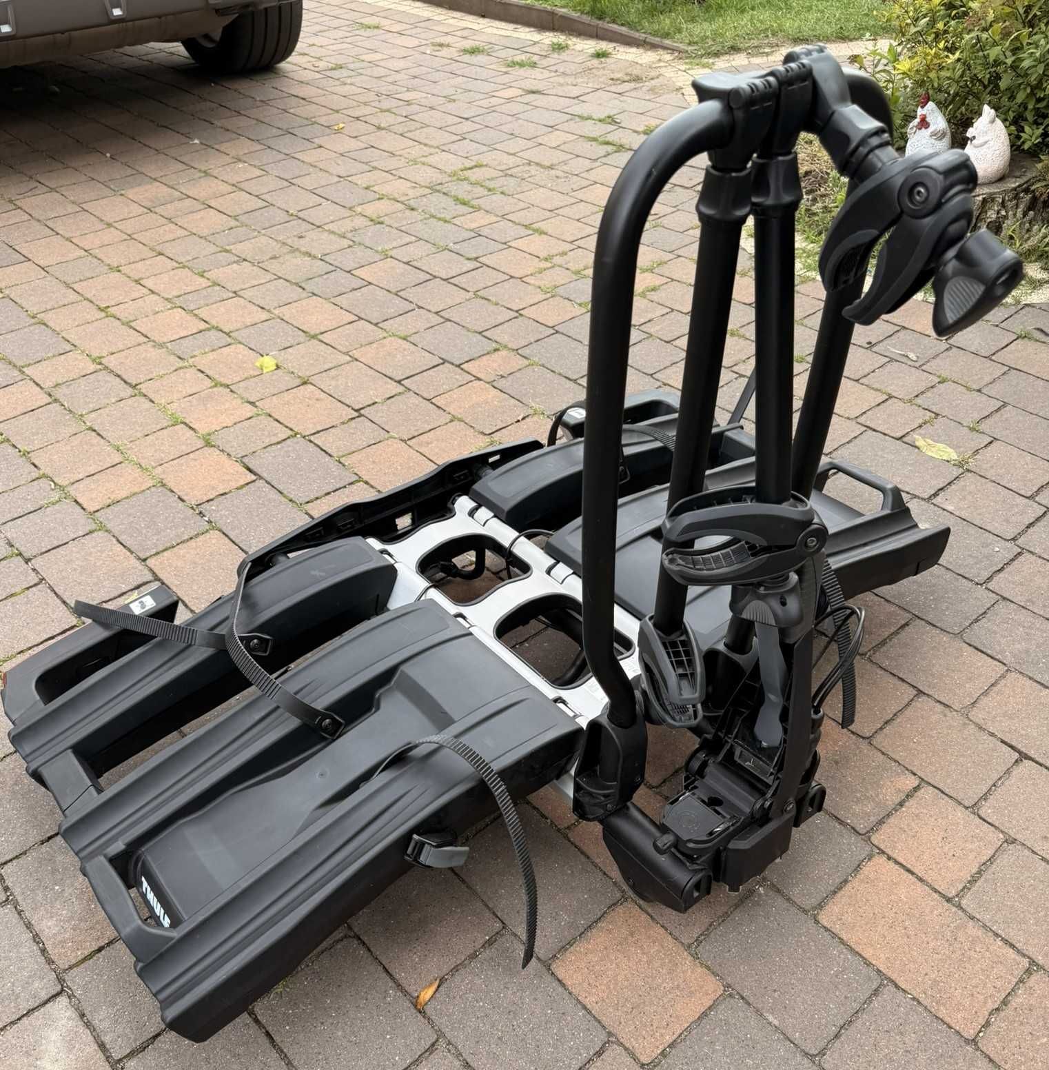 Bagażnik rowerowy Thule EasyFold XT3 - na 3 rowery
