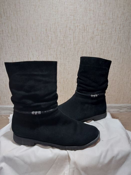 Осінні жіночі ботинки/жіночі напівсапоги. 38-39 розмір