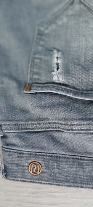 River Island spodnie dziewczęce szary jeans dziury przetarcia EU 34/8
