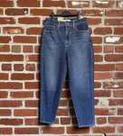 Levi’s High-Waisted Mom Jeans • 29x27 • nowe z metką