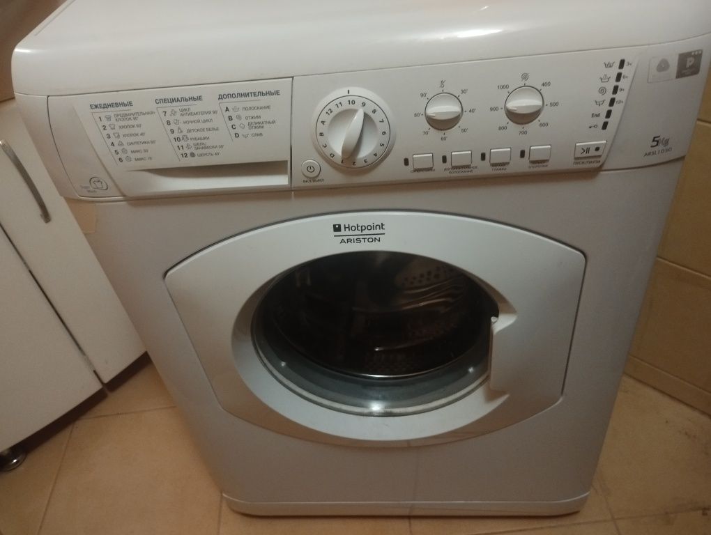 Пральна машина Hotpoint Ariston ARSL 1050 (CIS) (або запчастини)