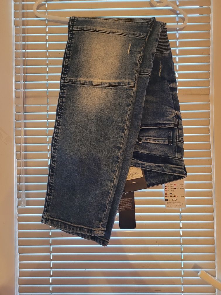 Nowe Super jeansowe spodnie Denim 1982 W32 L30