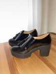 Sapatos de salto alto Benetton