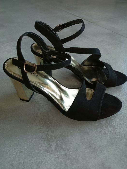 Buty letnie na obcasie sandały roz 40 czarne damskie  jak nowe