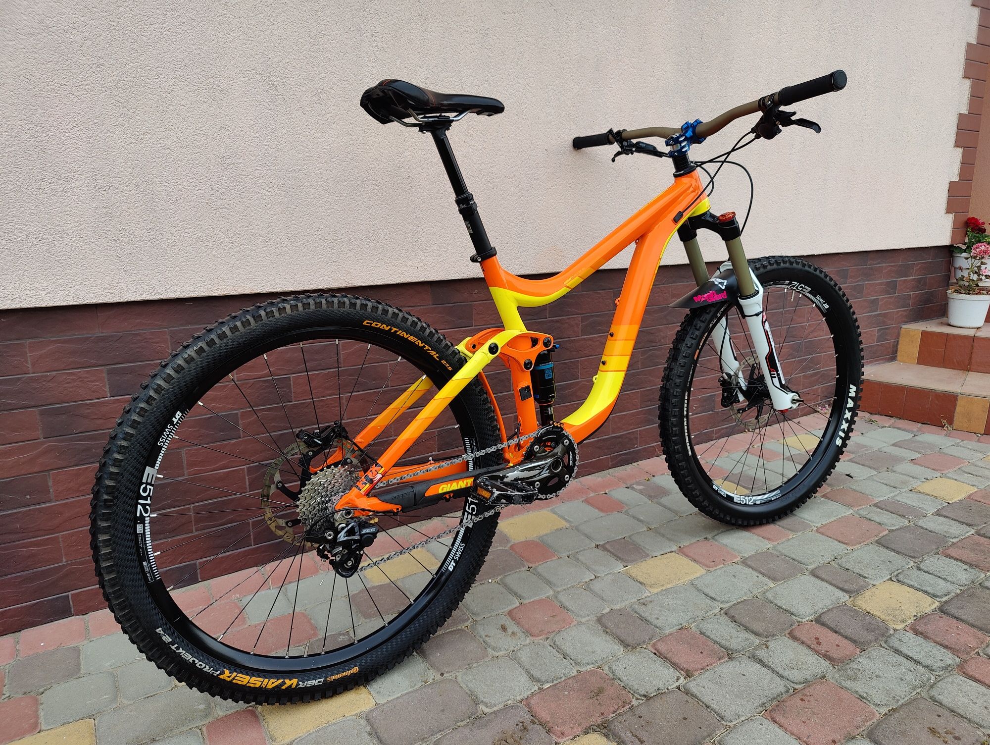 Велосипед двохпідвіс Giant Reign 2016 (M/L) downhill, enduro, freeride