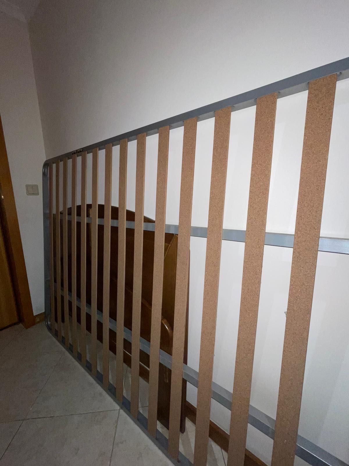 Cama casal madeira maciça