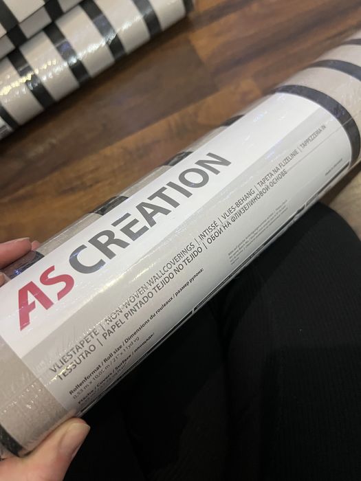 Кімнатні обої 5 рулонів сіро чорні