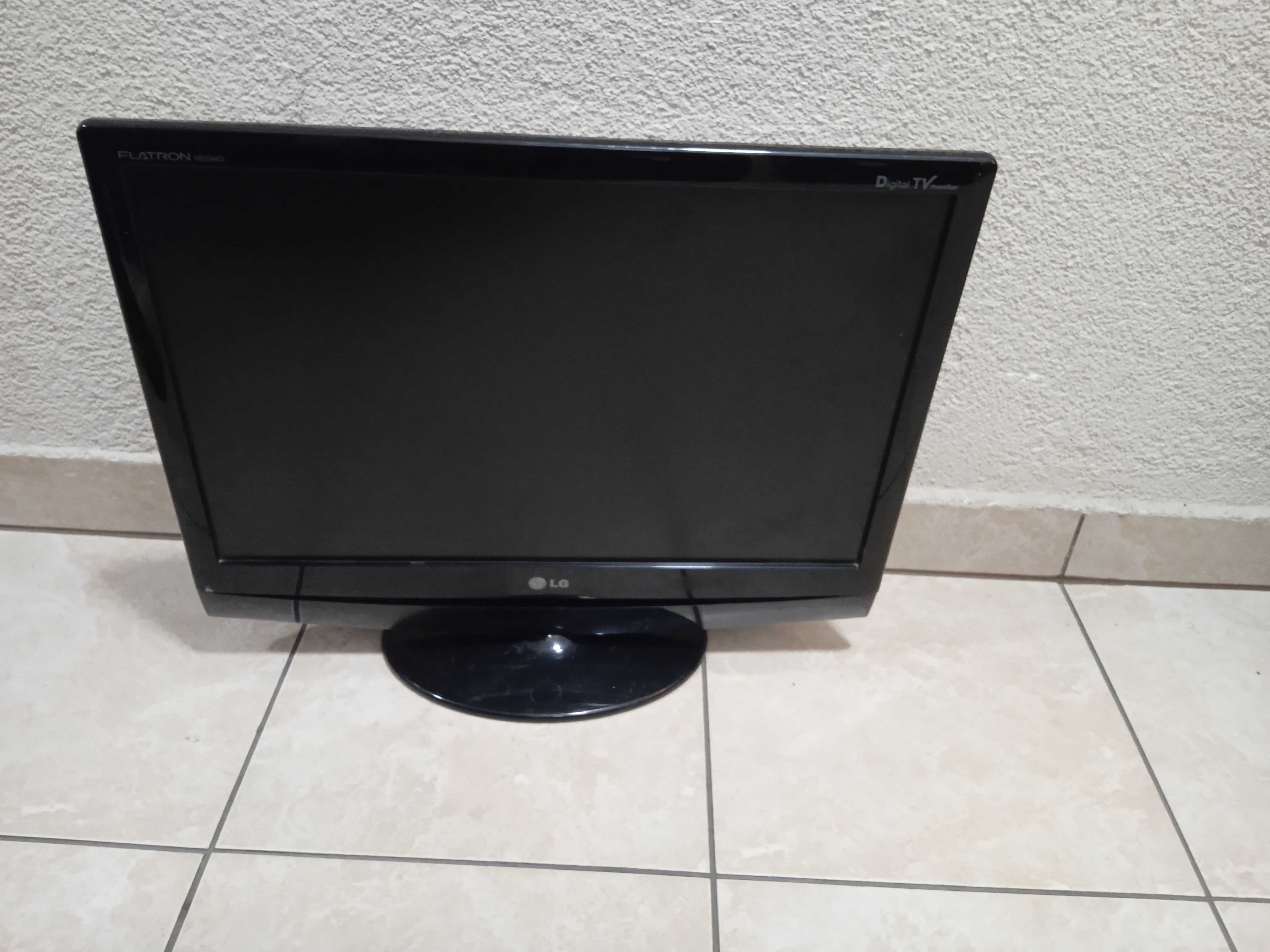 Telewizor  LG , model 22 M2294D-PZ, HDMI , 100 % sprawny.