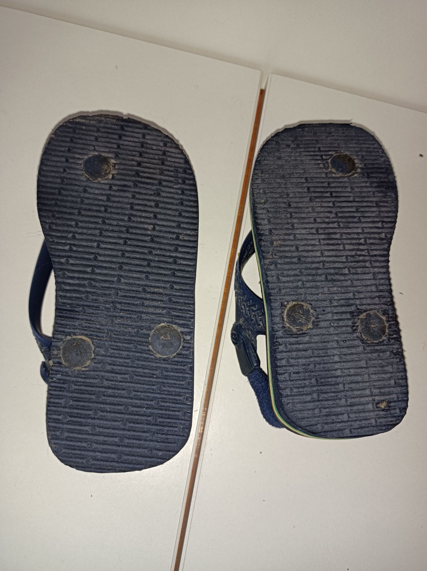 Chinelos para Criança * Havaianas * Tamanho - 24