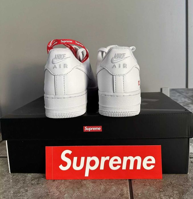 Buty meskie Trampk Nike Air Force 1 Low Supreme White R.38