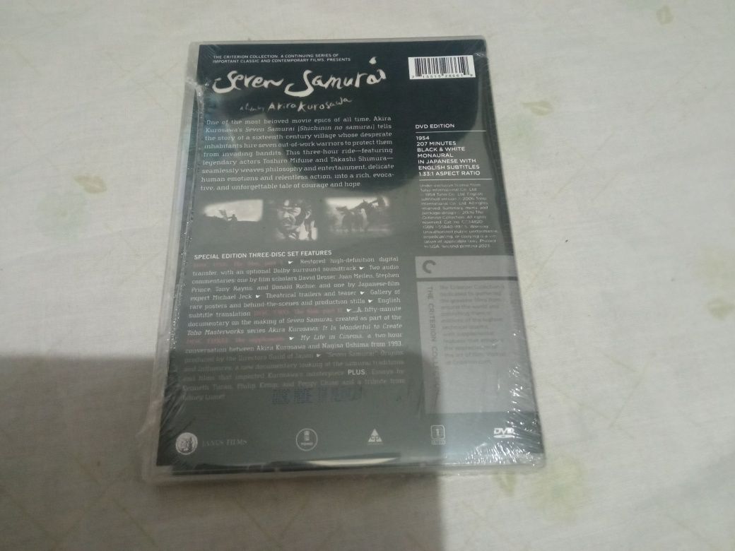 Seven Samurai - Akira Kurosawa (1954) 3 DVDs Criterion Collection