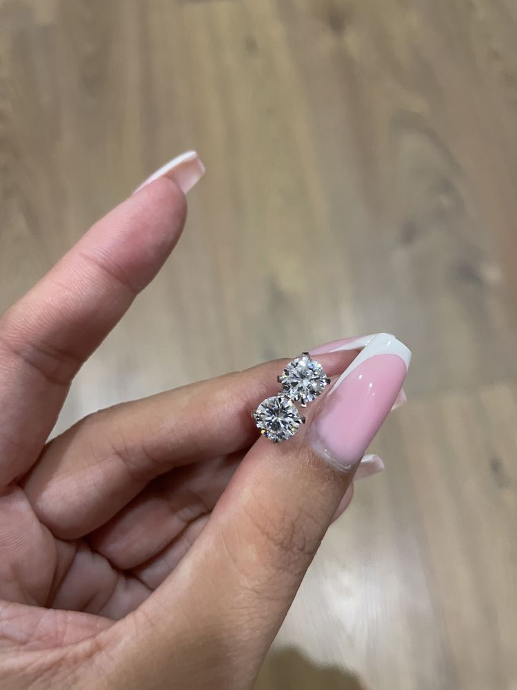 Серьги в белом золоте 585 с муассанитом 1.00ct GRA