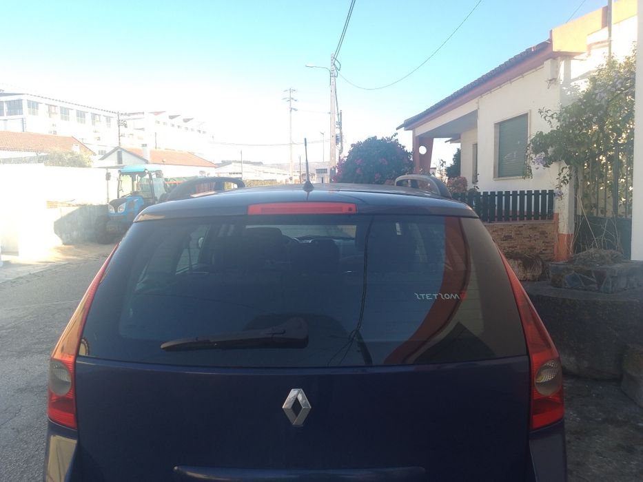 Vendendo carro renor Megane 2004