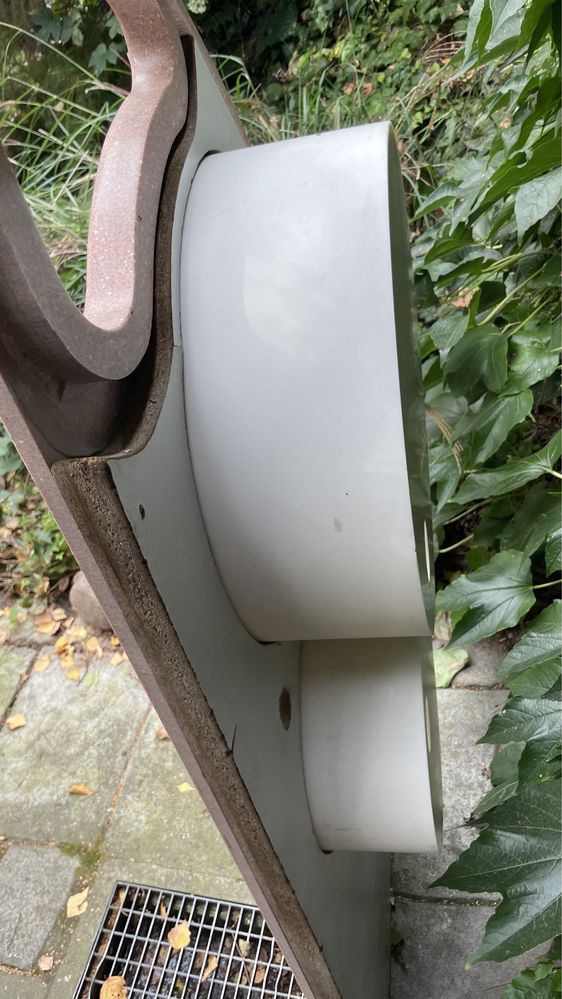 Umywalka okrągła podwójna z konglomeratu Corian podwójna, jak kamień