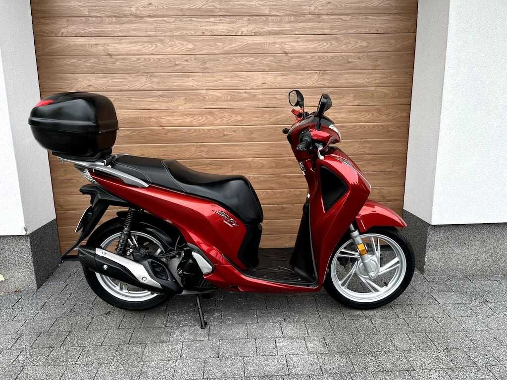 Piekna Honda Sh 125i ABS / Keyless ++ 2018r ++ Salon PL ++ Kat.B