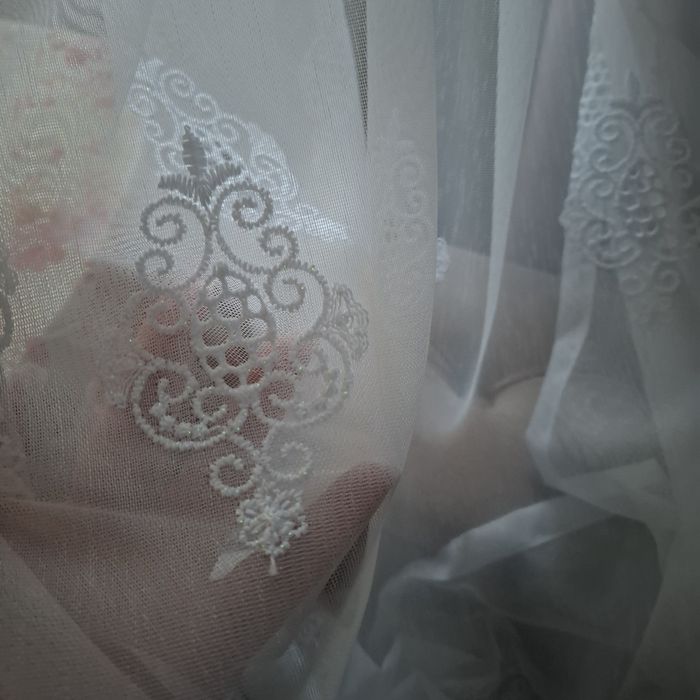 Тюль біла 2 шт ширина по 5 м, висота 2,64