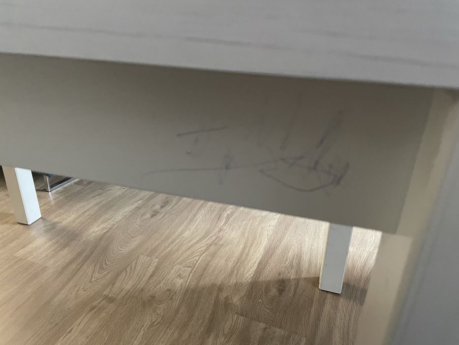 Stół z krzesłami mozliwa zamiana