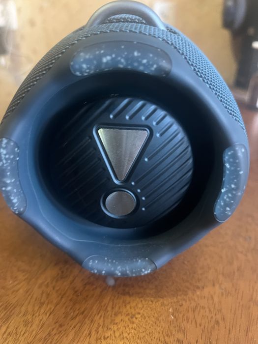 Xtreme 4 jbl blue  100% оригинал, состояние как новая