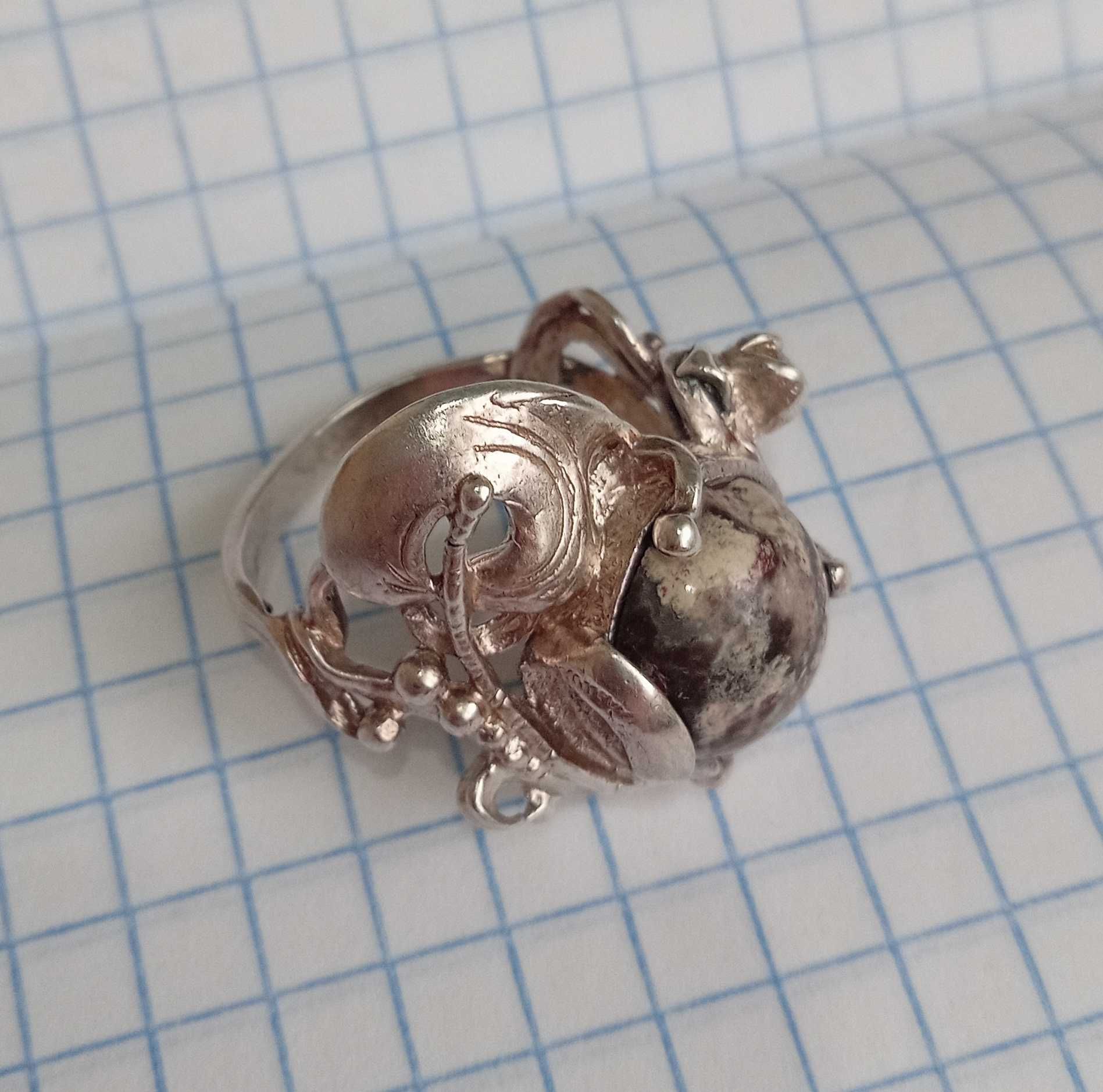 Перстень кольцо серебро 925 проба, натуральный камень. Размер 18,5
