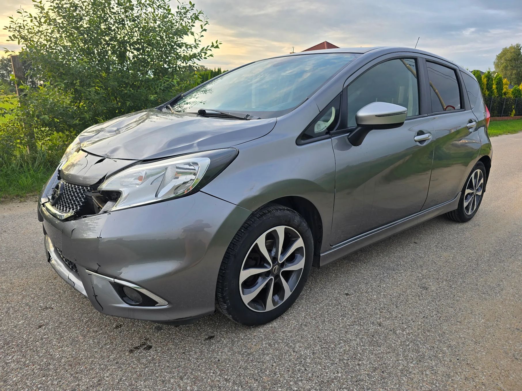 Nissan Note 1.2 N-TEC SPORT_Uszkodzony_Z Belgii