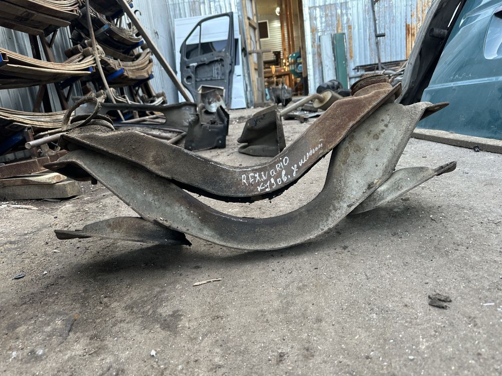 Подрамник двигателя 4.0 OM364 Mercedes 609 611 614 709 711 809 811 814