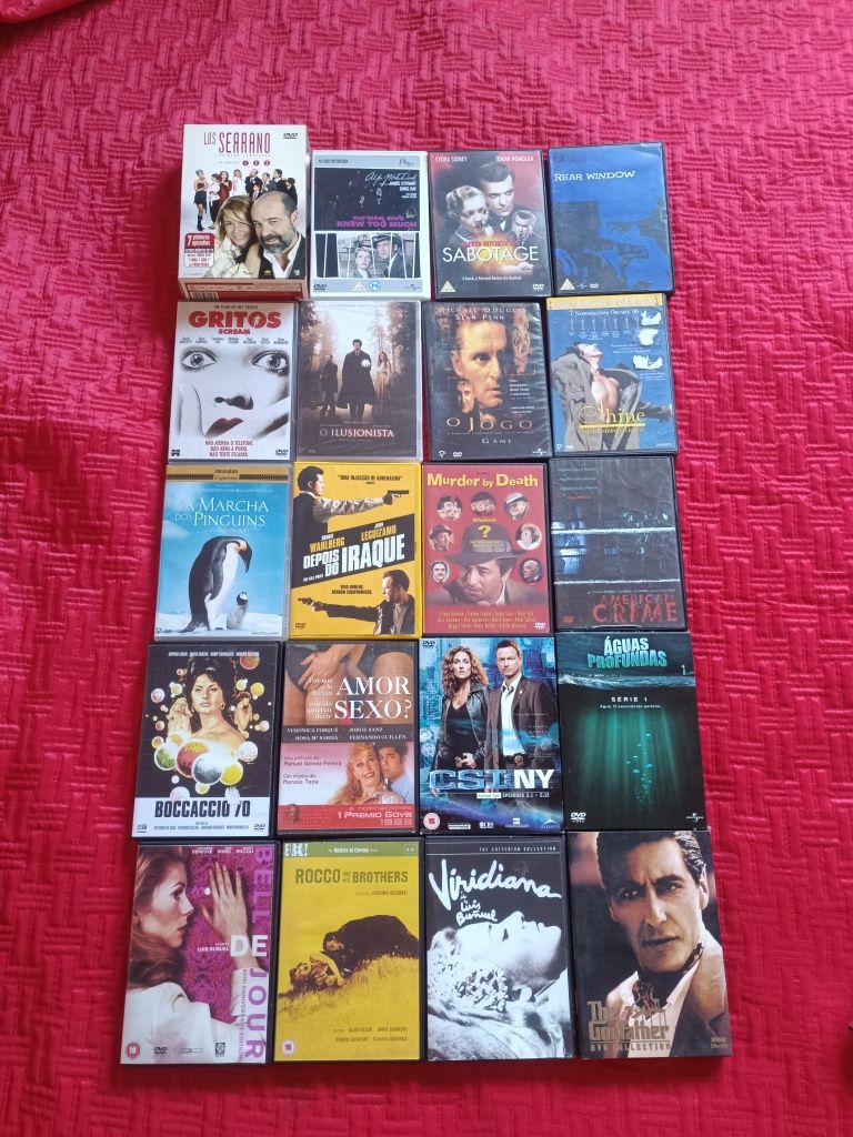 Vários DVDs de filmes