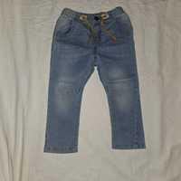 ZARA  eleganckie spodnie jeansowe  92 cm