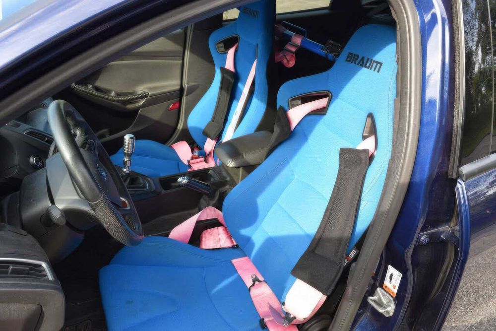 Ford Focus ST      2016