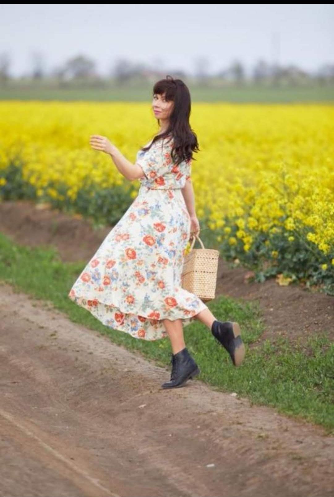 Платье миди цветочное летнее винтажное