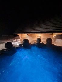 Zwolniły się Święta! Domek z bala z jacuzzi i sauną do wynajęcia od