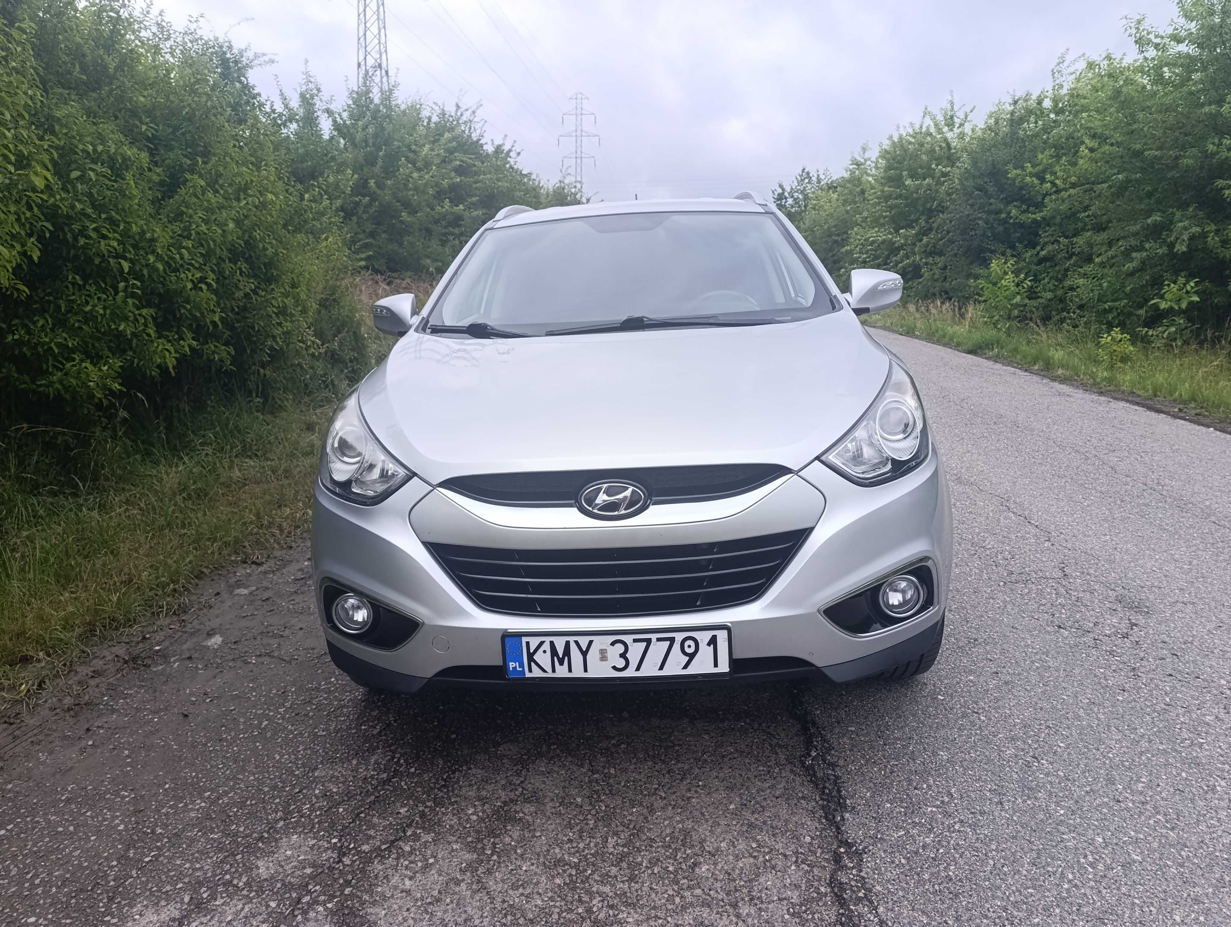 HYUNDAI  IX35  4X4   Ładny  stan