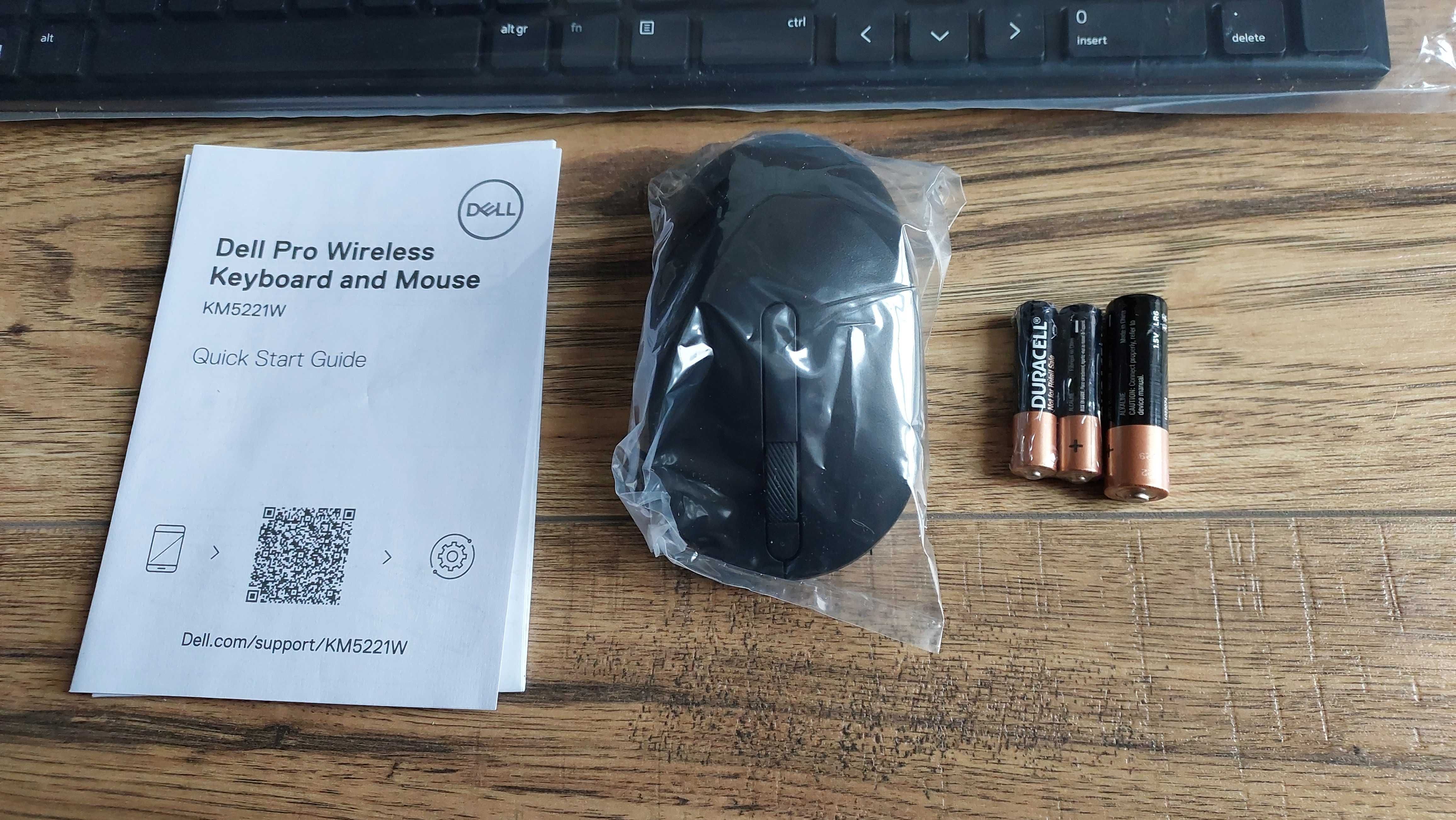 Bezprzewodowa mysz i klawiatura Dell - KM5221W nowa nigdy nie używana