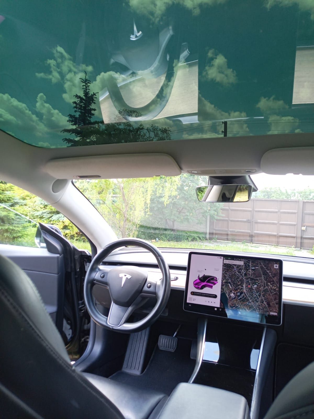 Продам авто tesla model 3