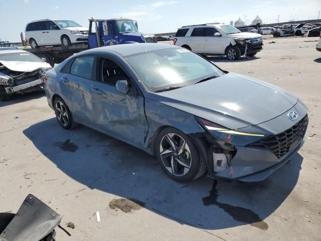 Продам Hyundai Elantra 2.0