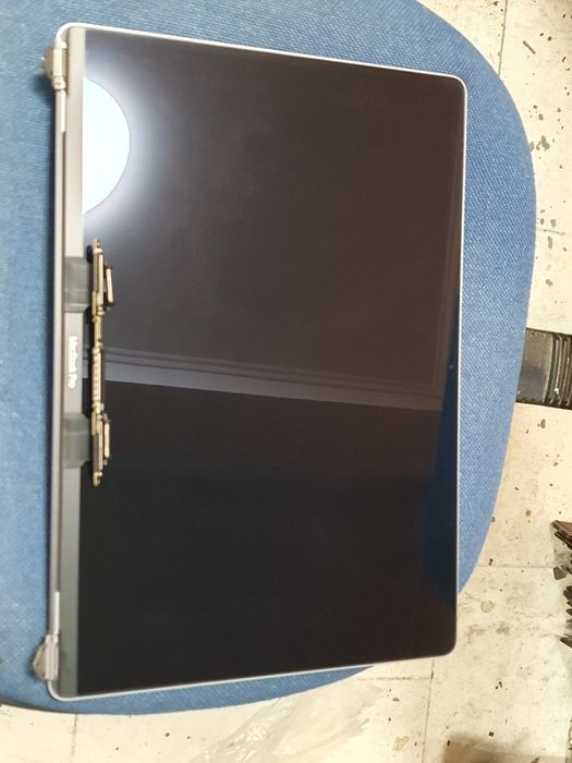 Дисплей матриця apple macbook pro a2141 space gray незначний недолік