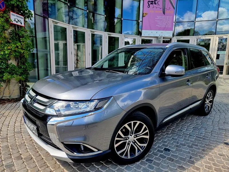 Mitsubishi Outlander Salon PL 4x4 Automat 7 osobowy Faktura Vat 23%
