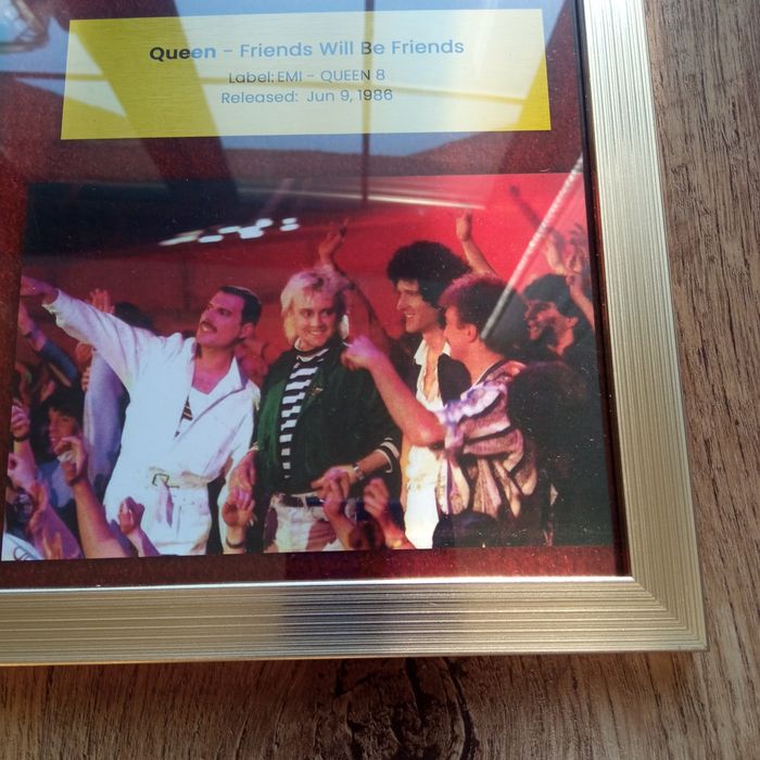 Queen - Friends Will Be Friends.