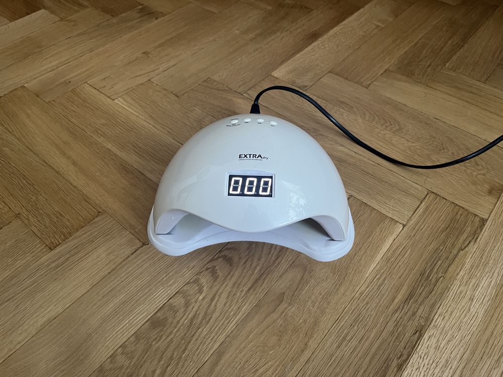 Zestaw do paznokci hybrydowych/hybryd: lampa UV, cleaner, klipsy