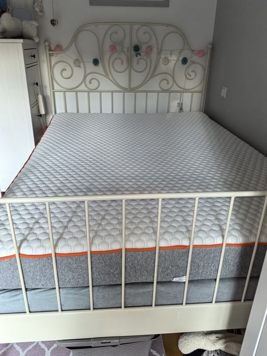 Łóżko metalowe Ikea białe