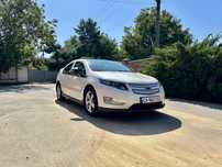 Chevrolet volt максимальна комплектація