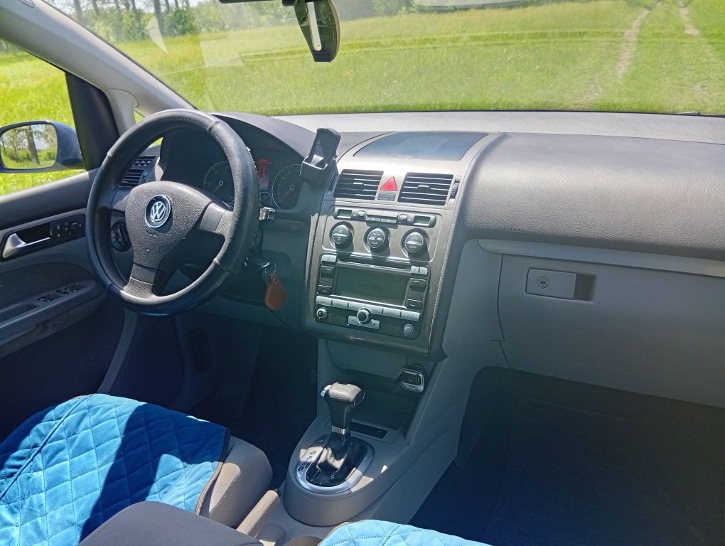 Фольксваген тауран 2006 рік АВТОМАТ