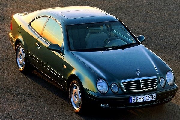 Mercedes-Benz CLK 320 W208 Para peças