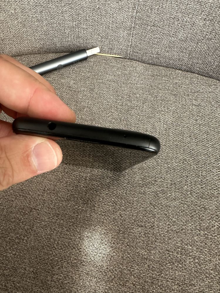 Google Pixel 4a стан хорший