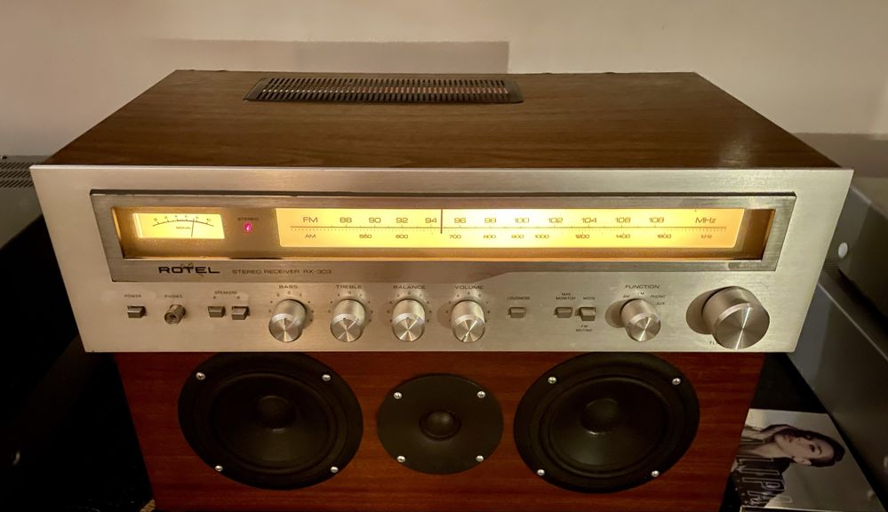 Rotel RX-303 piekny miekko i cieplo brzmiacy amplituner GWARANCJA